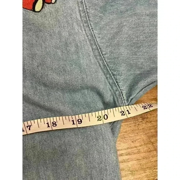 Vtg 80's Whistles Pearl Snap Denim Button Up Shirt Bear Embroidered Size M - Picture 7 of 12